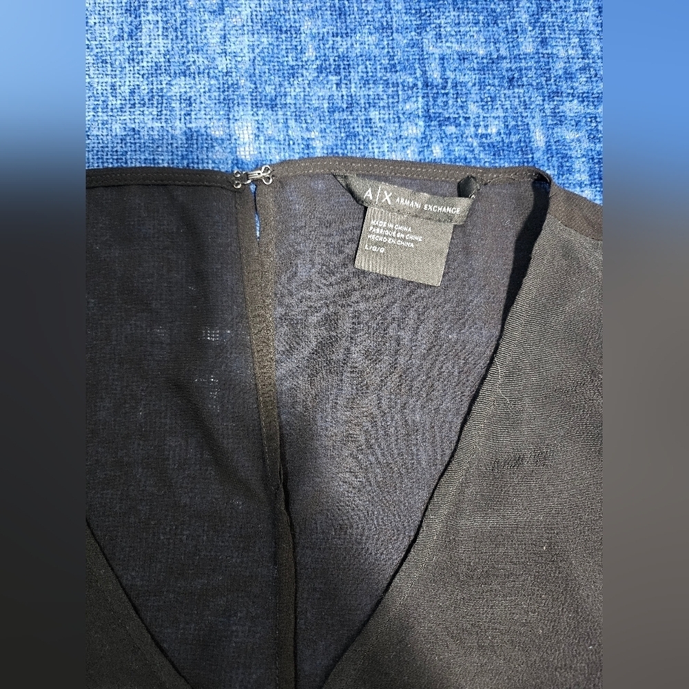 Armani Exchange 7/8 Sleeve See Thru Back V Neck Blouse Large - Picture 7 of 8